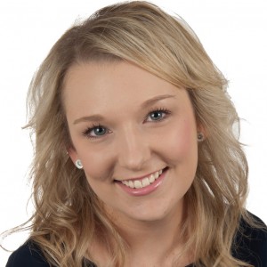 Chloe S headshot